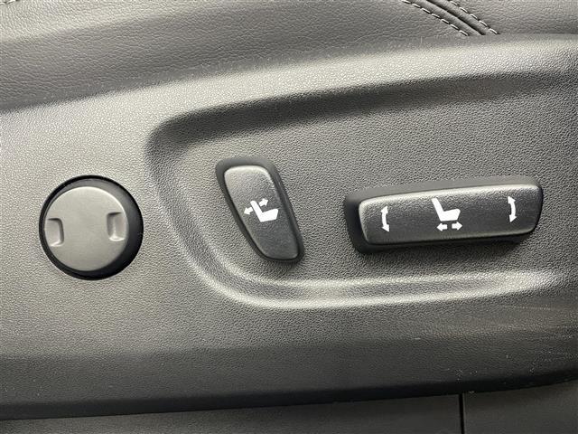 ランドクルーザープラド TX Lパッケージ マットブラックエディション 4WD 純正SDナビ サンルーフ ワンオーナー トヨタセーフティセンス フルセグTV デジタルインナーミラー レーダークルーズコントロール シートヒーター エアシート バックカメラ LEDヘッドライト(5枚目)