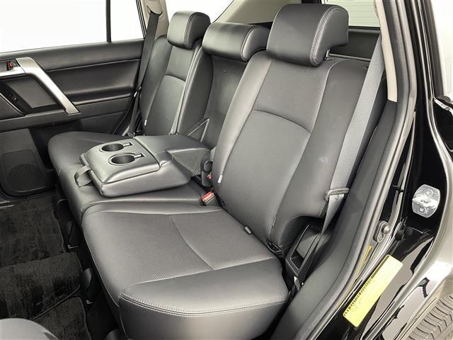 ランドクルーザープラド TX Lパッケージ マットブラックエディション 4WD 純正SDナビ サンルーフ ワンオーナー トヨタセーフティセンス フルセグTV デジタルインナーミラー レーダークルーズコントロール シートヒーター エアシート バックカメラ LEDヘッドライト(22枚目)