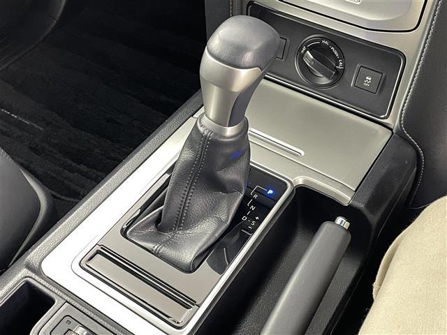 ランドクルーザープラド TX Lパッケージ マットブラックエディション 4WD 純正SDナビ サンルーフ ワンオーナー トヨタセーフティセンス フルセグTV デジタルインナーミラー レーダークルーズコントロール シートヒーター エアシート バックカメラ LEDヘッドライト(31枚目)