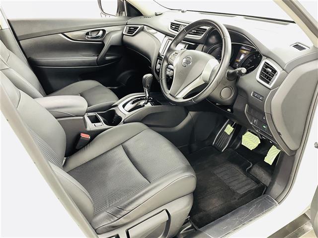 エクストレイル 20X エマージェンシーブレーキパッケージ クリアランスソナー エマージェンシーブレーキ 社外ナビ AVIC-HRZ900 フルセグTV/BT/CD/DVD/AM/FM LEDオートライト シートヒーター エアシート ETC 革ステアリング(17枚目)