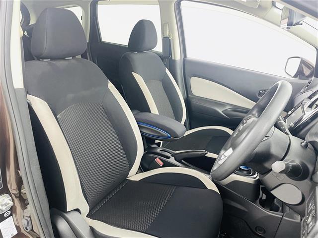 ノート ｅ－パワー　Ｘ　須阿泉逸脱警報装置　純正ナビゲーション　バックカメラ　前方ドライブレコーダー　Ｂｌｕｅｔｏｏｔｈ　ＴＶ　スペアキー　スマートキー　コーナーセンサー　ＬＥＤライト　プッシュスタート　ＴＶ　ＣＤ　ＤＶＤ（10枚目）