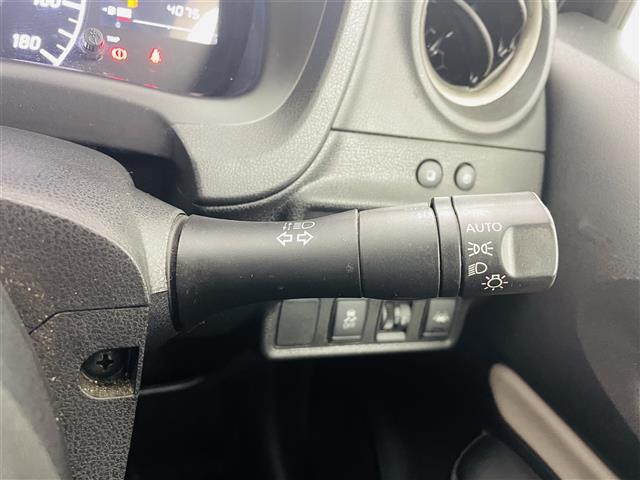 ノート ｅ－パワー　Ｘ　須阿泉逸脱警報装置　純正ナビゲーション　バックカメラ　前方ドライブレコーダー　Ｂｌｕｅｔｏｏｔｈ　ＴＶ　スペアキー　スマートキー　コーナーセンサー　ＬＥＤライト　プッシュスタート　ＴＶ　ＣＤ　ＤＶＤ（28枚目）