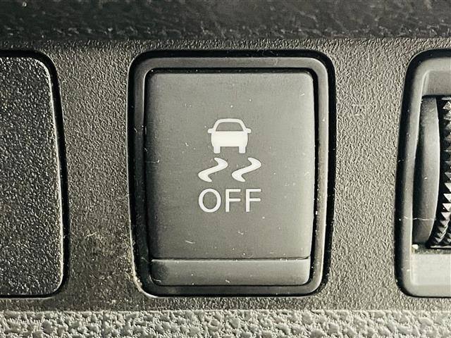 ノート ｅ－パワー　Ｘ　須阿泉逸脱警報装置　純正ナビゲーション　バックカメラ　前方ドライブレコーダー　Ｂｌｕｅｔｏｏｔｈ　ＴＶ　スペアキー　スマートキー　コーナーセンサー　ＬＥＤライト　プッシュスタート　ＴＶ　ＣＤ　ＤＶＤ（30枚目）