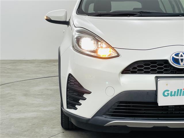 アクア クロスオーバー　トヨタセーフティセンス　レーンキープアシストオートハイビームプリクラッシュセーフティ純正ナビゲーション　Ｂｌｕｅｔｏｏｔｈ　バックカメラ　ＥＴＣ　ＴＶ前方ドライブレコーダー　プッシュスタート　ＣＤ（10枚目）