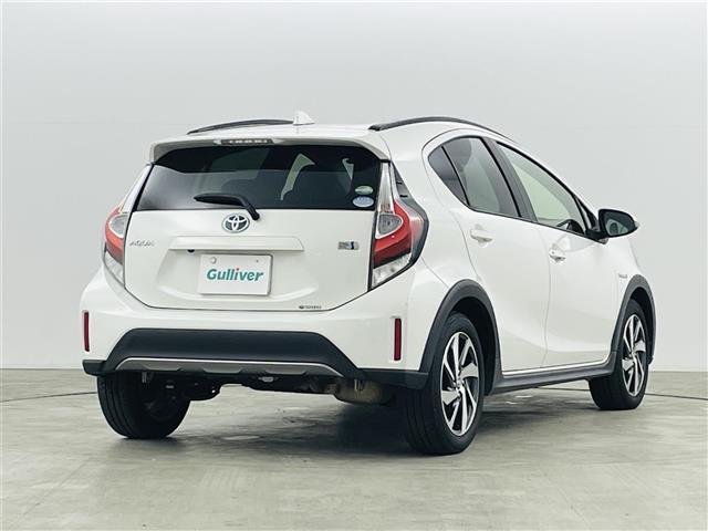 アクア クロスオーバー　トヨタセーフティセンス　レーンキープアシストオートハイビームプリクラッシュセーフティ純正ナビゲーション　Ｂｌｕｅｔｏｏｔｈ　バックカメラ　ＥＴＣ　ＴＶ前方ドライブレコーダー　プッシュスタート　ＣＤ（14枚目）