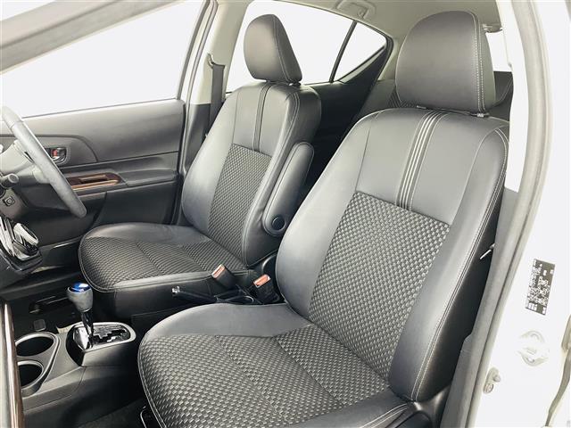 アクア クロスオーバー　トヨタセーフティセンス　レーンキープアシストオートハイビームプリクラッシュセーフティ純正ナビゲーション　Ｂｌｕｅｔｏｏｔｈ　バックカメラ　ＥＴＣ　ＴＶ前方ドライブレコーダー　プッシュスタート　ＣＤ（17枚目）