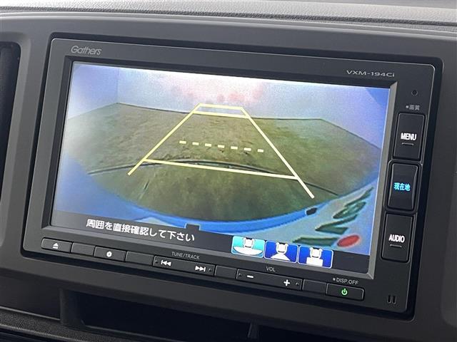 Ｎ－ＯＮＥ 　純正７インチメモリナビ　バックカメラ　ＥＴＣ　Ｂｌｕｅｔｏｏｔｈ　ＵＳＢ　ＣＤ　ＳＤ　ＦＭ／ＡＭ　ＬＥＤヘッドライト　オートライト　スマートキー　純正フロアマット　社外アルミホイール（3枚目）