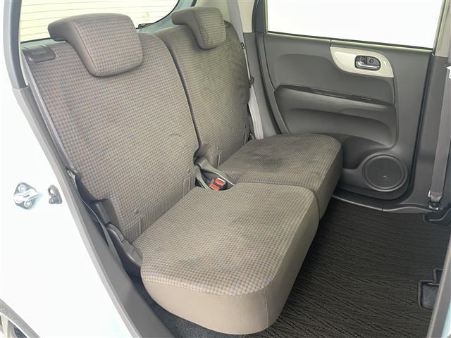 Ｎ－ＯＮＥ 　純正７インチメモリナビ　バックカメラ　ＥＴＣ　Ｂｌｕｅｔｏｏｔｈ　ＵＳＢ　ＣＤ　ＳＤ　ＦＭ／ＡＭ　ＬＥＤヘッドライト　オートライト　スマートキー　純正フロアマット　社外アルミホイール（10枚目）