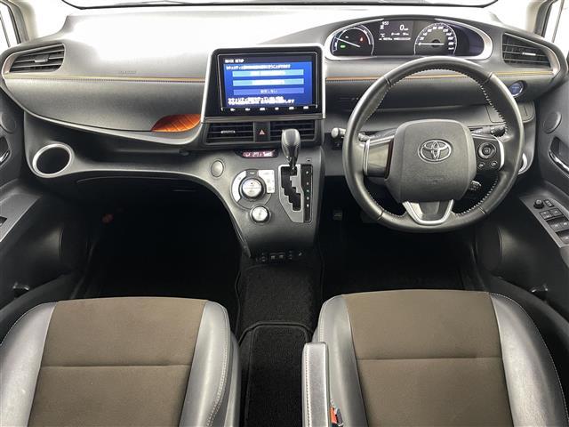 シエンタ ハイブリッドG クエロ トヨタセーフティセンス 衝突軽減ブレーキ 車線逸脱警報装置 オートハイビーム 純正9インチナビゲーション TV BT ETC 前後ドライブレコーダー シートヒーター クルーズコントロール 両側Pドア(2枚目)