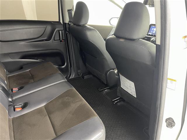 シエンタ ハイブリッドG クエロ トヨタセーフティセンス 衝突軽減ブレーキ 車線逸脱警報装置 オートハイビーム 純正9インチナビゲーション TV BT ETC 前後ドライブレコーダー シートヒーター クルーズコントロール 両側Pドア(12枚目)