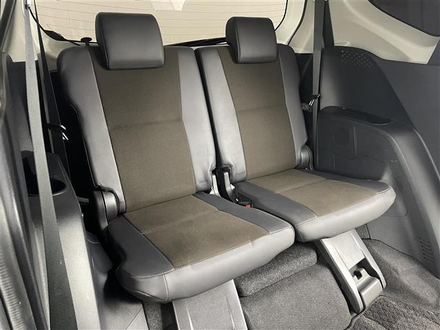 シエンタ ハイブリッドG クエロ トヨタセーフティセンス 衝突軽減ブレーキ 車線逸脱警報装置 オートハイビーム 純正9インチナビゲーション TV BT ETC 前後ドライブレコーダー シートヒーター クルーズコントロール 両側Pドア(25枚目)