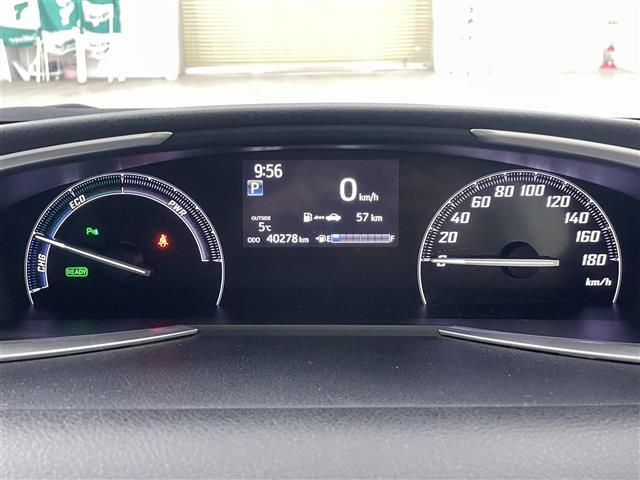 シエンタ ハイブリッドG クエロ トヨタセーフティセンス 衝突軽減ブレーキ 車線逸脱警報装置 オートハイビーム 純正9インチナビゲーション TV BT ETC 前後ドライブレコーダー シートヒーター クルーズコントロール 両側Pドア(29枚目)