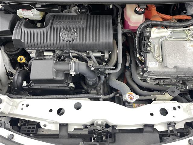 シエンタ ハイブリッドG クエロ トヨタセーフティセンス 衝突軽減ブレーキ 車線逸脱警報装置 オートハイビーム 純正9インチナビゲーション TV BT ETC 前後ドライブレコーダー シートヒーター クルーズコントロール 両側Pドア(41枚目)