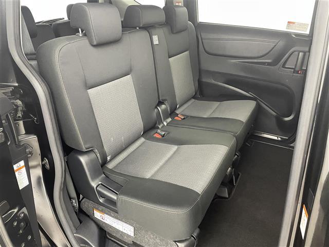 シエンタ ハイブリッドG トヨタセーフティ 衝突軽減ブレーキ 車線逸脱警報装置 オートハイビーム ふらつき警報 純正ナビゲーションBluetooth TV バックカメラ ETC 前方ドライブレコーダー 両側パワースライドドア(11枚目)