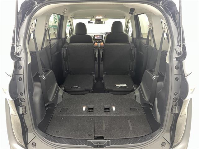 シエンタ ハイブリッドG トヨタセーフティ 衝突軽減ブレーキ 車線逸脱警報装置 オートハイビーム ふらつき警報 純正ナビゲーションBluetooth TV バックカメラ ETC 前方ドライブレコーダー 両側パワースライドドア(25枚目)