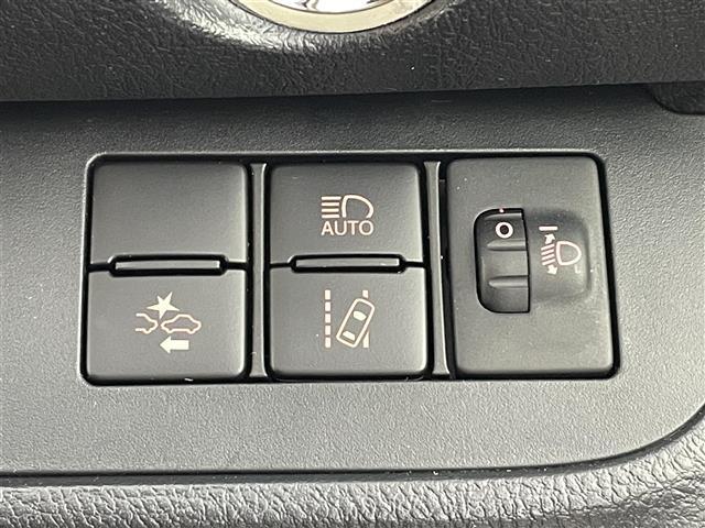 シエンタ ハイブリッドG トヨタセーフティ 衝突軽減ブレーキ 車線逸脱警報装置 オートハイビーム ふらつき警報 純正ナビゲーションBluetooth TV バックカメラ ETC 前方ドライブレコーダー 両側パワースライドドア(31枚目)