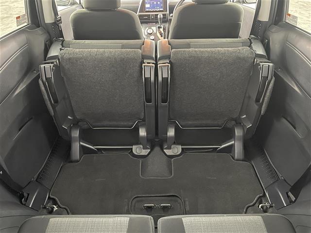 シエンタ ハイブリッドG トヨタセーフティ 衝突軽減ブレーキ 車線逸脱警報装置 オートハイビーム ふらつき警報 純正ナビゲーションBluetooth TV バックカメラ ETC 前方ドライブレコーダー 両側パワースライドドア(35枚目)