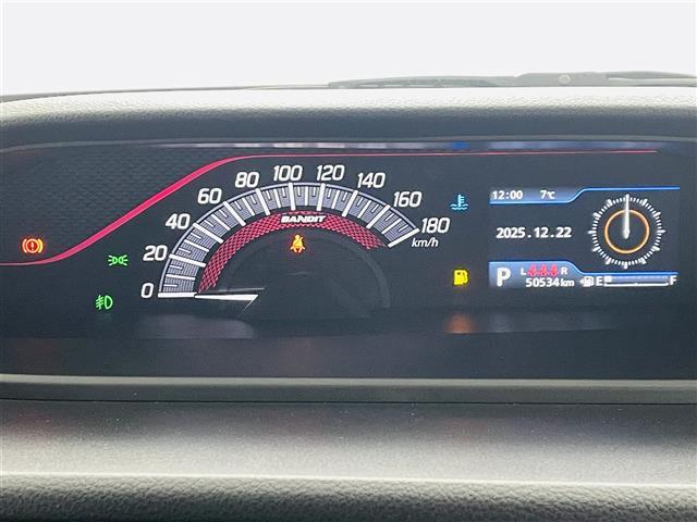 ソリオバンディット ハイブリッドＭＶ　衝突軽減ブレーキ　レーンキープアシスト　レーダークルーズコントロール　標識認識機能　ＨＵＤ　純正ナビ　フルセグ　Ｂｌｕｅｔｏｏｔｈ　ＵＳＢ　両側電動スライドドア　全方位カメラ　ドライブレコーダー（24枚目）