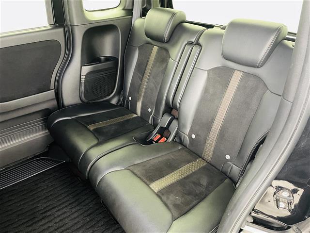 Ｎ－ＢＯＸカスタム Ｇ・ＥＸターボホンダセンシング　ホンダセンシング　レーダークルーズコントロール　純正８インチメモリナビ　純正１１．６インチ後席モニター　両側電動ドア　フルセグ　ＬＥＤヘッドライト　オートライト　オートハイビーム　シートヒーター（22枚目）