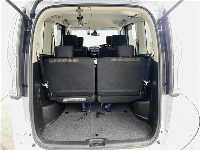 セレナ ハイウェイＳ　Ｓ　ＨＶ　Ａセーフ　純正ナビ　全方位カメラ　フルセグＴＶ　電動スライドドア　クルーズコントロール　前後ドライブレコーダー　ＬＥＤヘッドライト　オートライト　フォグライト　ヒーター付ドアミラー　純正１６インチアルミホイール（12枚目）