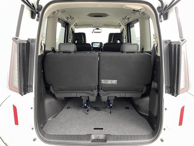 セレナ ハイウェイスターＶ　純正９インチディスプレイオーディオ　全方位カメラ　バックカメラ　プロパイロット　ブラインドスポットモニター　デジタルインナーミラー　両側電動スライドドア　純正前後ドライブレコーダー　ＬＥＤヘッドライト（14枚目）