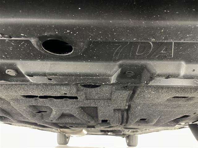 セレナ ハイウェイスターＶ　純正９インチディスプレイオーディオ　全方位カメラ　バックカメラ　プロパイロット　ブラインドスポットモニター　デジタルインナーミラー　両側電動スライドドア　純正前後ドライブレコーダー　ＬＥＤヘッドライト（42枚目）