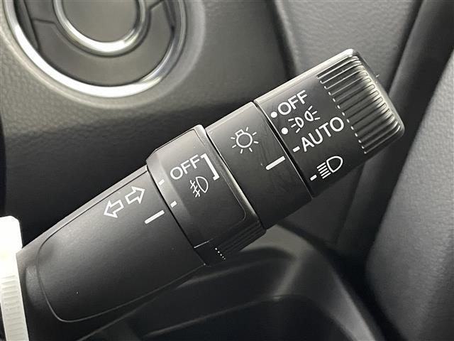 Ｎ－ＢＯＸカスタム Ｌターボ　ホンダセンシング　純正８インチメモリナビ　Ｂカメラ　ＥＴＣ　フルセグ　純正前後ドラレコ　両側電動スライドドア　ＬＥＤヘッドライト　オートライト　オートハイビーム　シートヒーター　レーダークルコン（7枚目）