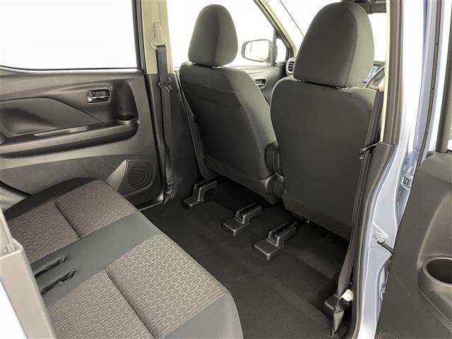 デイズ ハイウェイスター　Ｘ　衝突軽減ブレーキ　後側方車両検知　前方衝突予測　車線逸脱警報装置　踏み間違い防止　純正ナビゲーション　フルセグＴＶ　Ｂｌｕｅｔｏｏｔｈ　バックカメラ　全方位カメラ　４ＷＤ　ステアリングヒーター　ＵＳＢ（22枚目）