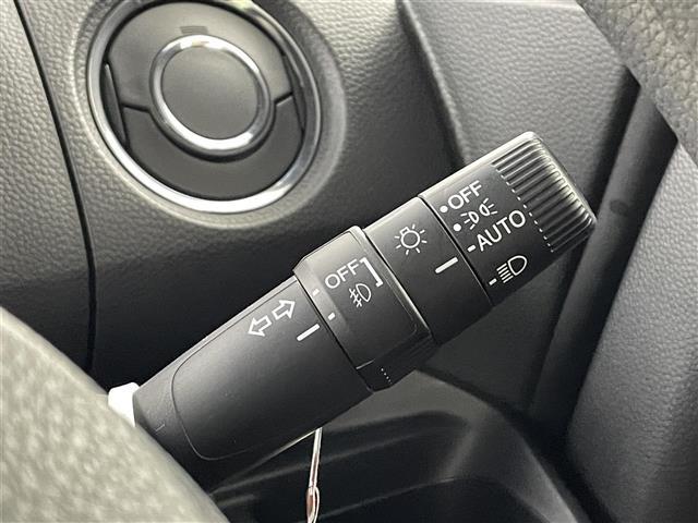 Ｎ－ＢＯＸカスタム Ｌ　コーディネートスタイル　ホンダセンシング　衝突軽減ブレーキ　車線逸脱警報装置　クルーズコントロール　純正ナビゲーション　バックカメラＢｌｕｅｔｏｏｔｈ　ＴＶ　前後ドライブレコーダー　両側パワースライドドア　シートヒーター（9枚目）