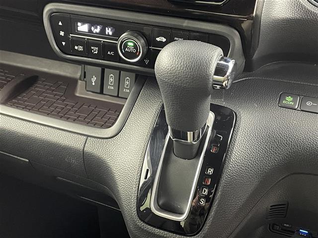 Ｎ－ＢＯＸカスタム Ｌ　コーディネートスタイル　ホンダセンシング　衝突軽減ブレーキ　車線逸脱警報装置　クルーズコントロール　純正ナビゲーション　バックカメラＢｌｕｅｔｏｏｔｈ　ＴＶ　前後ドライブレコーダー　両側パワースライドドア　シートヒーター（31枚目）