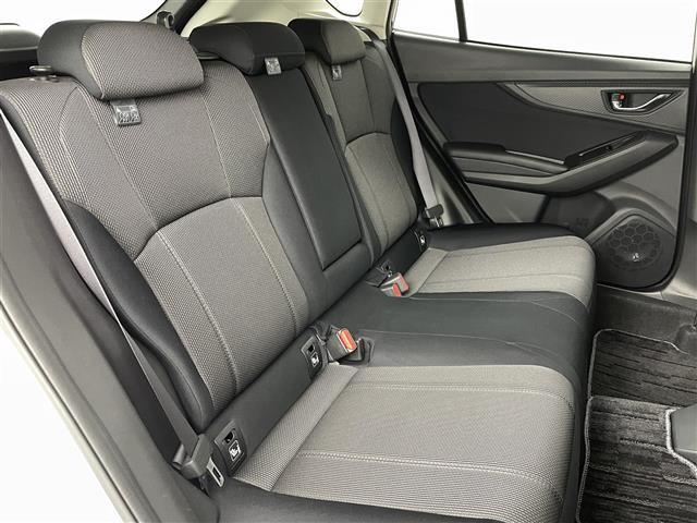 インプレッサスポーツ １．６ｉ－Ｌアイサイト　クルーズコントロール　プリクラッシュブレーキ　アクティブレーンキープアシスト　ふらつき警報　車線逸脱警報装置　先行車発進抑制機能　純正ナビゲーション　Ｂｌｕｅｔｏｏｔｈ　ＴＶ　バックカメラ　ＥＴＣ（9枚目）