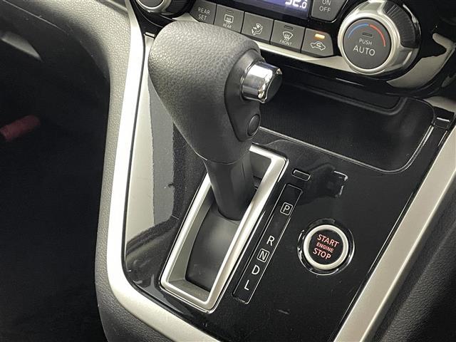 セレナ ハイウェイスターＶセレクションＩＩ　純正９インチナビ　アラウンドビューモニター　クルーズコントロール　ドライブレコーダー　アドバンストセーフティ　両側パワースライドドア　デュアルバックドア　ＬＥＤヘッドライト　フォグランプ（36枚目）