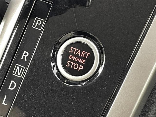 セレナ ハイウェイスター　Ｖセレクション　アルパイン９インチ専用ナビ　アラウンドビューモニター　ハーフレザーシート　エマージェンシーブレーキ　クルーズコントロール　両側パワースライドドア　アイドリングストップ　純正フロアマット（30枚目）