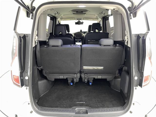 セレナ e-パワー ハイウェイスターG 360°セーフティアシスト 360°セーフティアシストインテリジェント エマージェンシーブレーキ プロパイロット インテリジェント アラウンドビューモニター 電動パーキング ブレーキホールド TV(30枚目)