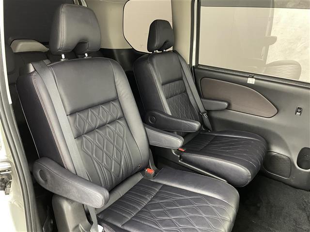 セレナ e-パワー ハイウェイスターG 360°セーフティアシスト 360°セーフティアシストインテリジェント エマージェンシーブレーキ プロパイロット インテリジェント アラウンドビューモニター 電動パーキング ブレーキホールド TV(36枚目)