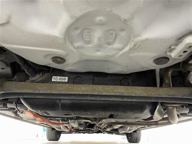 アクア Ｓ　トヨタセーフティセンスＣ　プリクラッシュセーフティ　レーンディパーチャーアラート　オートマチックハイビーム　純正ナビゲーション　Ｂｌｕｅｔｏｏｔｈ　ＴＶ　バックカメラ　スペアキー　オートライト　ＥＴＣ（42枚目）