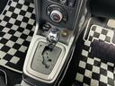 エクスプレイ　純正ナビ（ワンセグＴＶ／ＣＤ／ＳＤ／ＵＳＢ／ＦＭ／ＡＭ）　オープンカー　横滑り防止装置　ｅｃｏＩＤＬＥモード　シートヒーター　オートエアコン　ＭＴモード付ＡＴ　プッシュスタート　スマートキー　ＬＥＤ（32枚目）