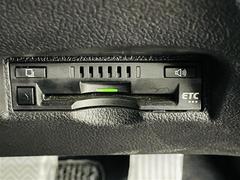 安心の全車保証付き！（※部分保証、国産車は納車後３ヶ月、輸入車は納車後１ヶ月の保証期間となります）。その他長期保証（有償）もご用意しております！※長期保証を付帯できる車両には条件がございます。 6