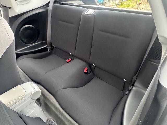 ＣＲ－Ｚ α　セキュリティ　ＡＵＴＯエアコン　Ｓキー　アイドリングストップ機能　ワンセグ　リモコンキー　メモリーナビ　Ｂカメラ　ＥＴＣ搭載　ナビＴＶ　パワステ　パワーウィンドウ　運転席エアバッグ　横滑防止装置（44枚目）