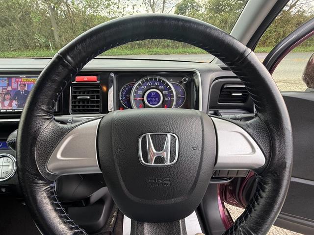 ライフ ディーバ ダブルエアバッグ ワンセグTV スマートキーシステム AAC 安全ボディ Bカメ エアバック キーレス ベンチ パワーウインドウ パワーステアリング ABS メモリーナビ TV&ナビ(11枚目)