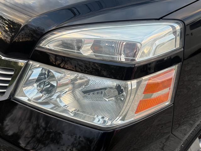 ヴォクシー Ｚ　エアコン　フルフラットシート　ＡＢＳ　キーレス　パワステ　３列シート　ＥＴＣ　ウォークスルー　パワーウィンドー　衝突安全ボディ　運転席エアバッグ　電格ミラー　Ｂカメラ　ＴＶ・ナビ　Ｗエアコン（51枚目）