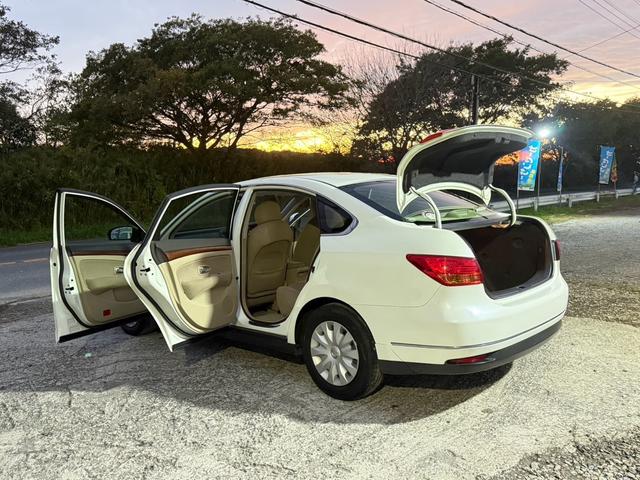 ブルーバードシルフィ 20S(27枚目)