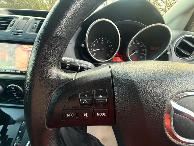 プレマシー ２０ＣＳ　ナビ　テレビ　バックカメラ　ＥＴＣ　コナセンター（12枚目）