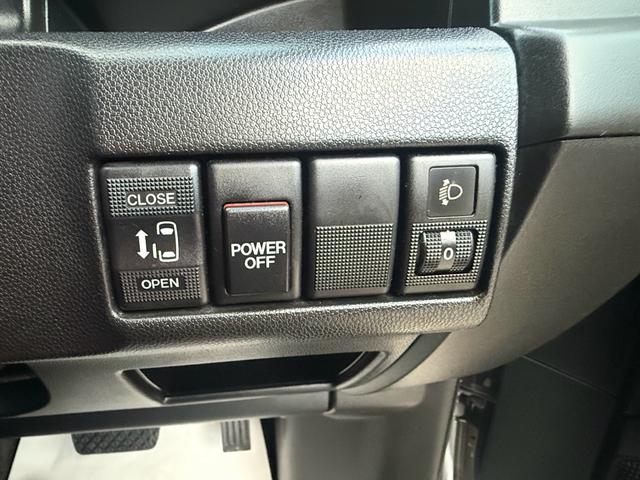 プレマシー ２０ＣＳ　ナビ　テレビ　バックカメラ　ＥＴＣ　コナセンター（18枚目）