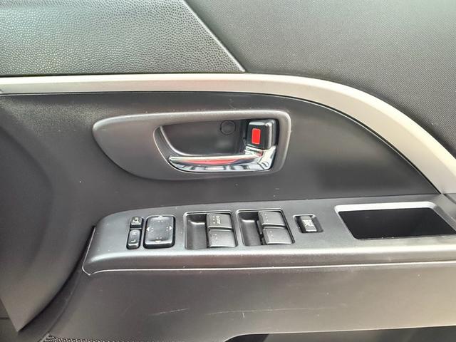 プレマシー ２０ＣＳ　ナビ　テレビ　バックカメラ　ＥＴＣ　コナセンター（19枚目）