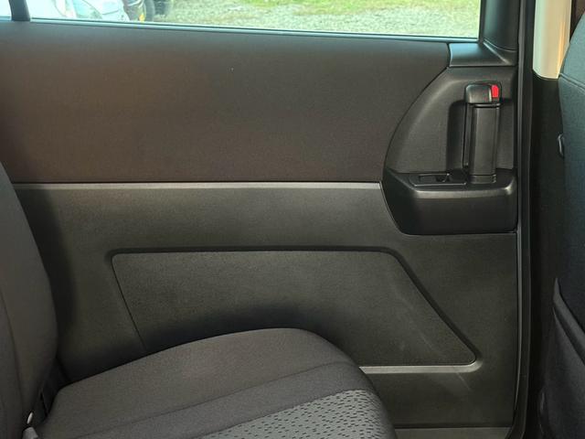 プレマシー ２０ＣＳ　ナビ　テレビ　バックカメラ　ＥＴＣ　コナセンター（39枚目）