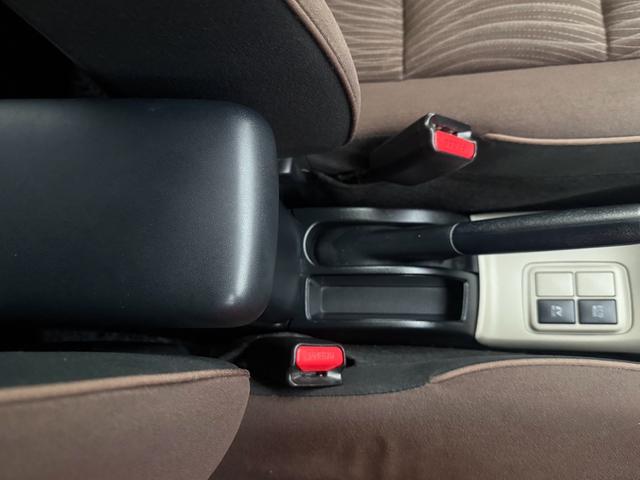 アクア Ｇ　アクア　Ｇモデ？スタエアロ＋ＡＷ　格納ミラー　スマートキー純正ナビ＋テレビ　バックカメラ　プッシュスタート　オートエアコン　デュアルエアバック　ＥＴＣ（23枚目）