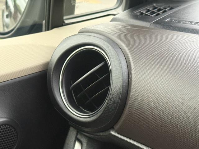 アクア Ｇ　アクア　Ｇモデ？スタエアロ＋ＡＷ　格納ミラー　スマートキー純正ナビ＋テレビ　バックカメラ　プッシュスタート　オートエアコン　デュアルエアバック　ＥＴＣ（30枚目）