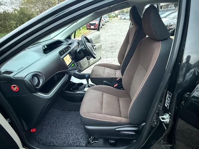 アクア Ｇ　アクア　Ｇモデ？スタエアロ＋ＡＷ　格納ミラー　スマートキー純正ナビ＋テレビ　バックカメラ　プッシュスタート　オートエアコン　デュアルエアバック　ＥＴＣ（49枚目）