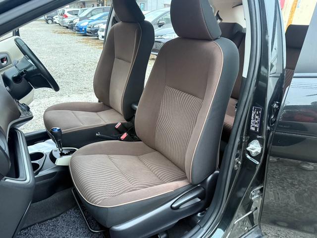 アクア Ｇ　アクア　Ｇモデ？スタエアロ＋ＡＷ　格納ミラー　スマートキー純正ナビ＋テレビ　バックカメラ　プッシュスタート　オートエアコン　デュアルエアバック　ＥＴＣ（50枚目）